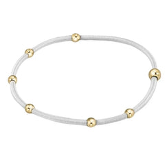 "e"ssentials White